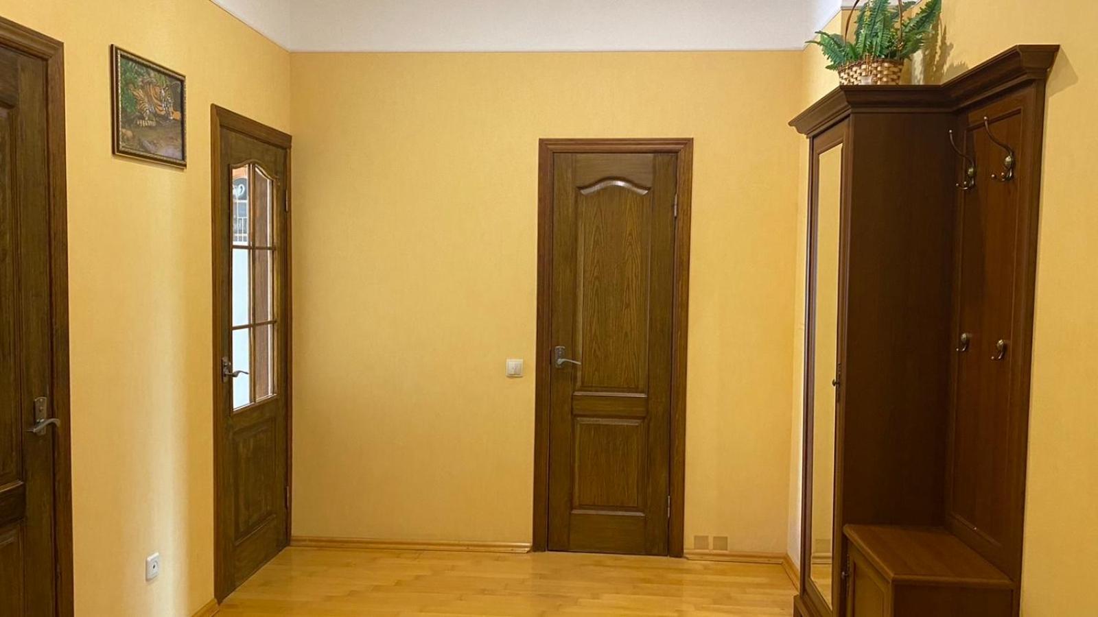 Comfortable Apartment On The Obolon Київ Екстер'єр фото